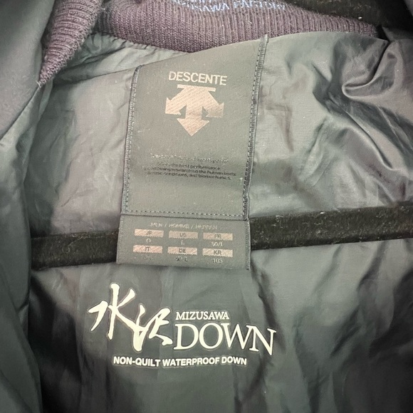 *BRAND NEW* Designer Descente Men’s Ski Jacket - Picture 4 of 7